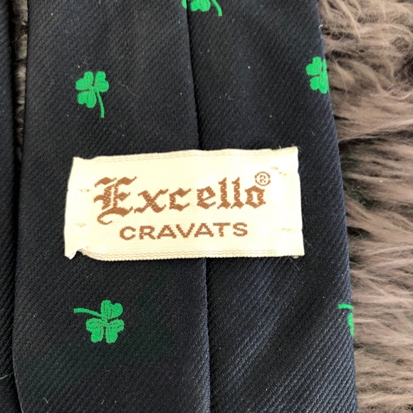 Vintage  Excello Cravats Irish Clover Tie - Picture 3 of 4